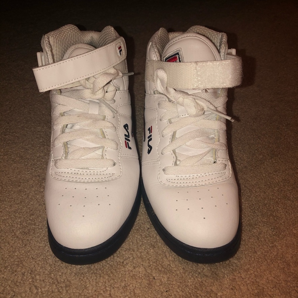 White Filas!